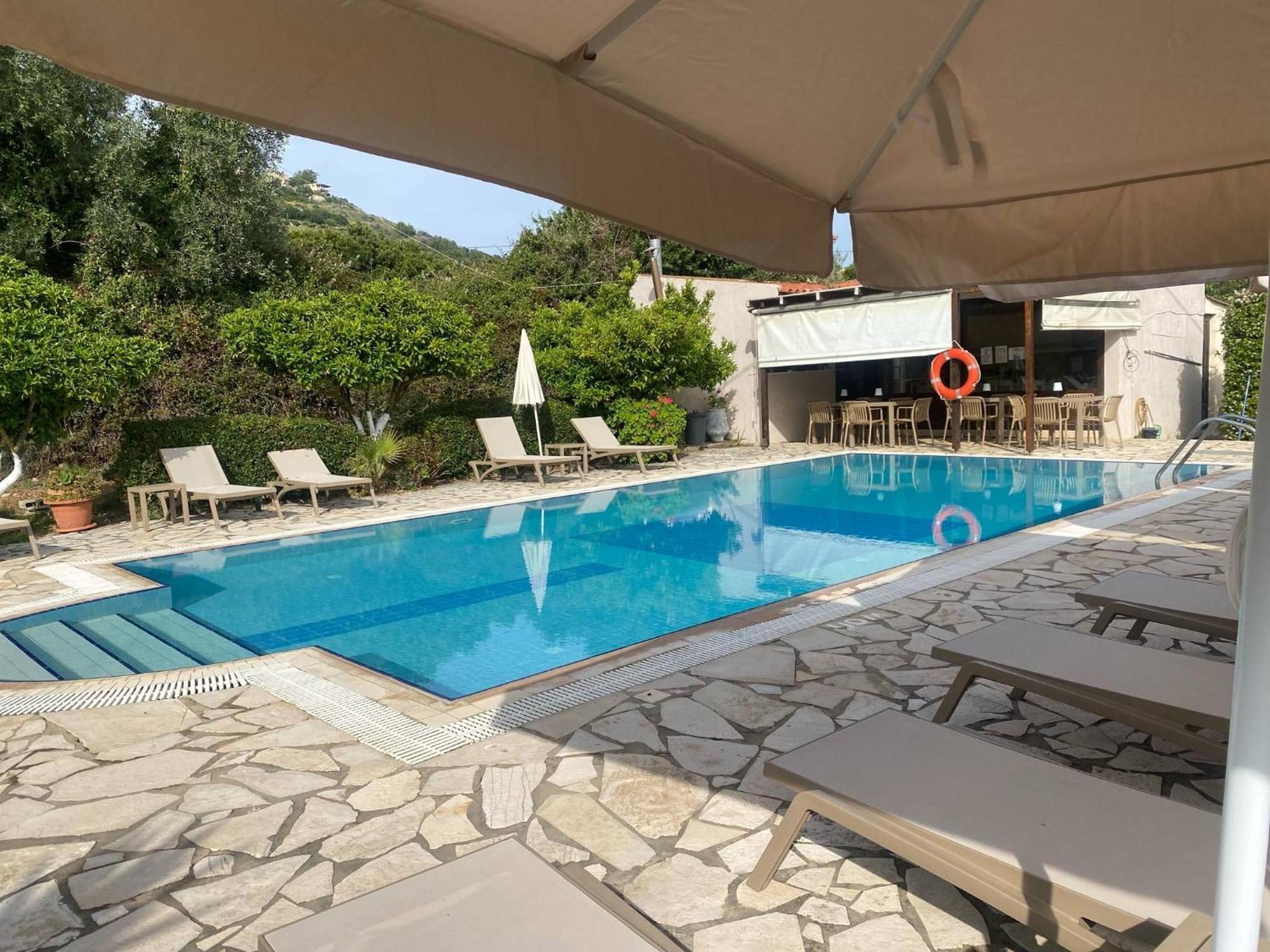 Moulinos Loft Apartment Svoronata Exterior photo